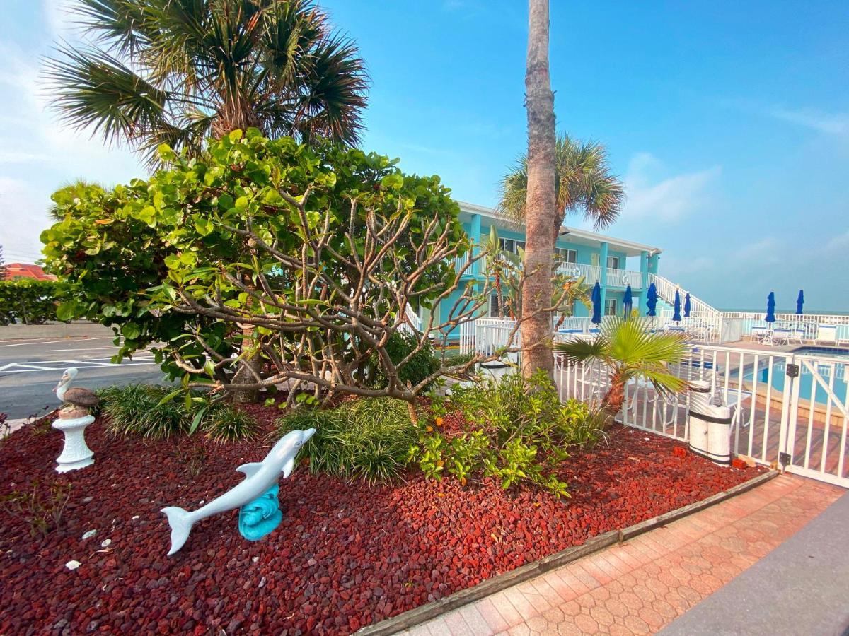Nautical Watch Aparthotel Belleair Beach Exterior photo